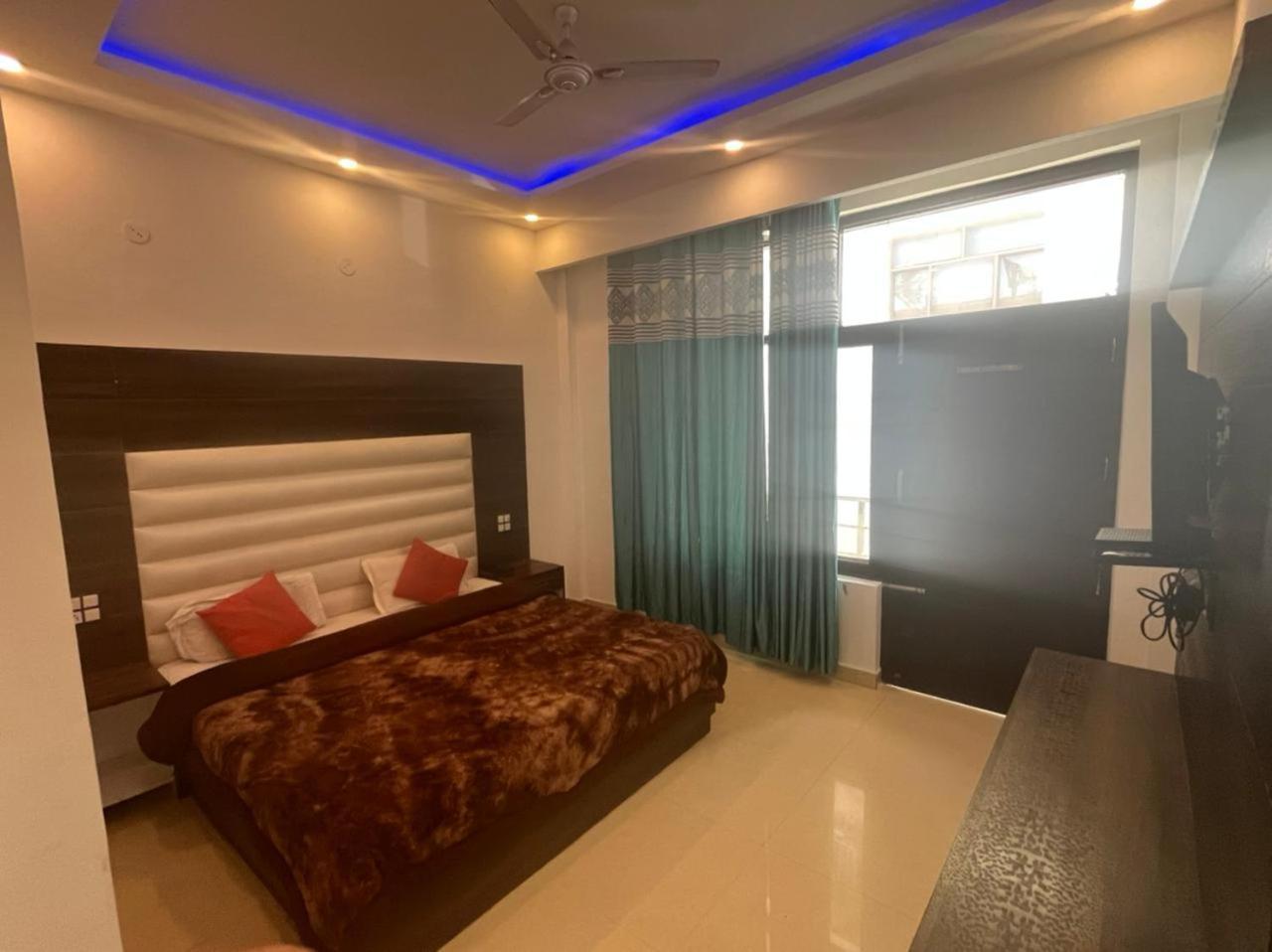 Rahul Hotel & Restaurant Mussoorie Exterior foto