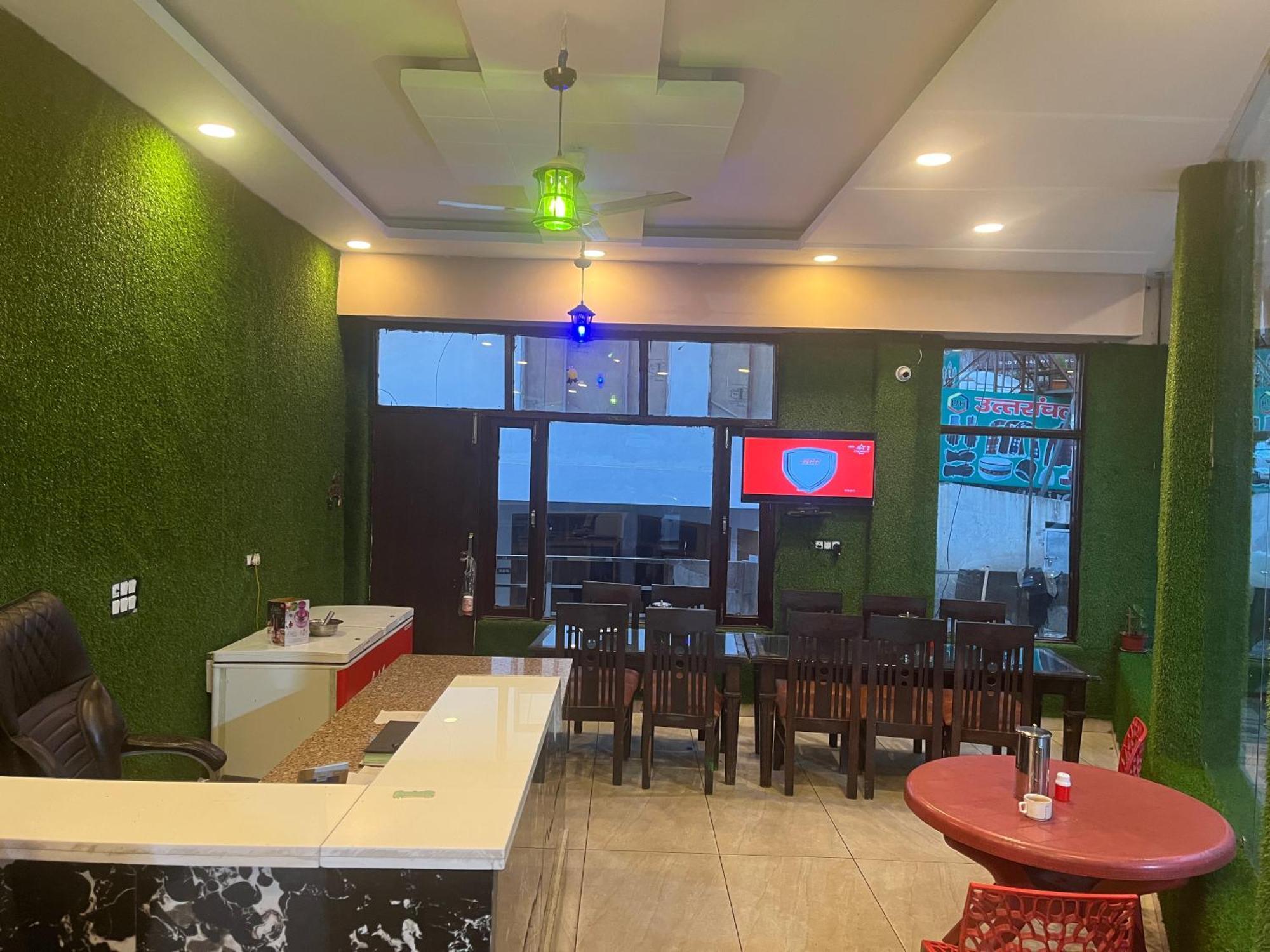Rahul Hotel & Restaurant Mussoorie Exterior foto